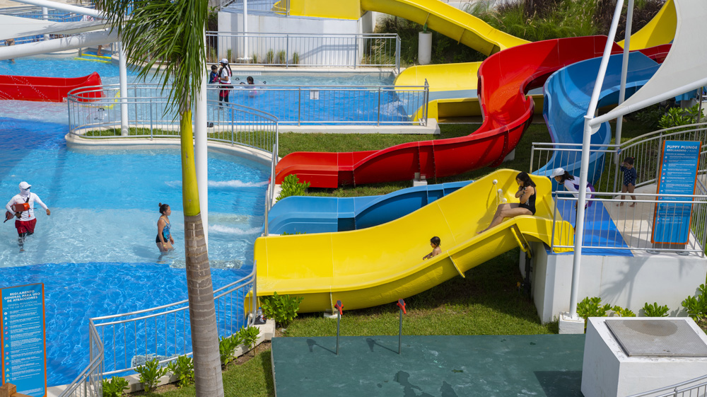 Image Kids Slides, AquaNick at Nickelodeon Hotel and Resort, Cancun, Mexico